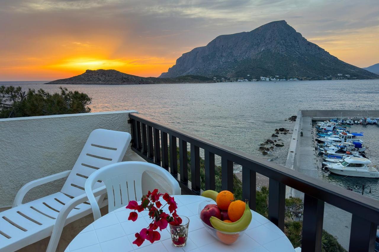 Pelagos Seafront Accommodation - Maria Myrties Dış mekan fotoğraf